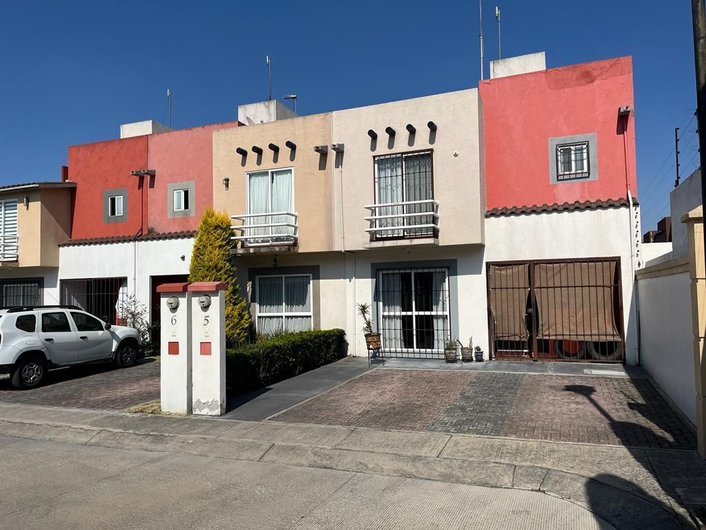 SE VENDE O SE RENTA CASA EN VILLA TOSCANA TOLUCA