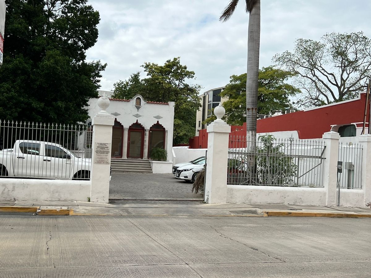 EDIFÍCIO À VENDA PARA ESCRITÓRIOS DE UM ANDAR NO CENTRO DE MÉRIDA, foto 1 de 19