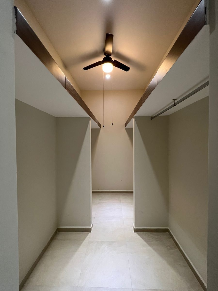 14 de 22: Closet