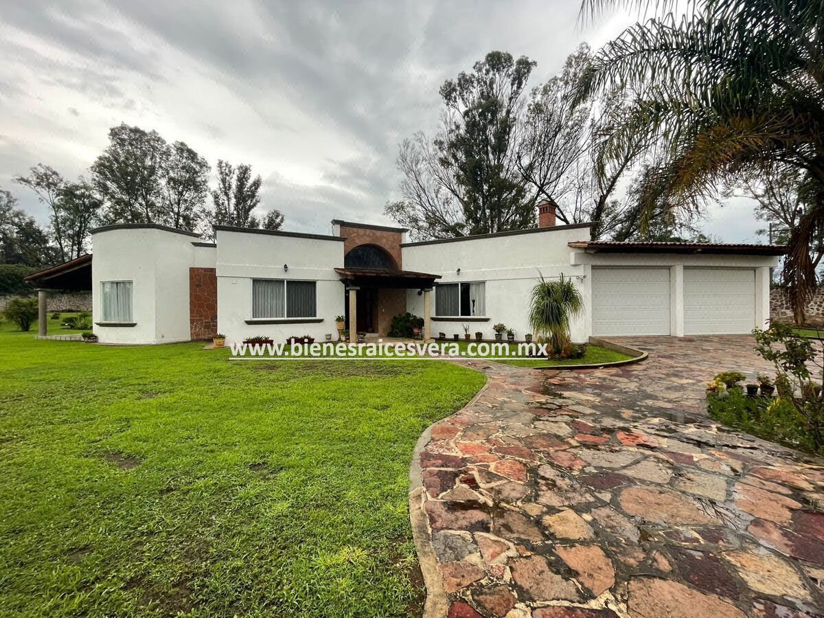 Casa Amueblada en Venta en Tequisquiapan en Granjas Residenciales Marichuy