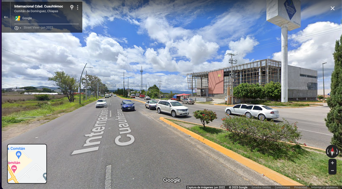 Terreno comercial frente a Plaza las Flores en Comitan