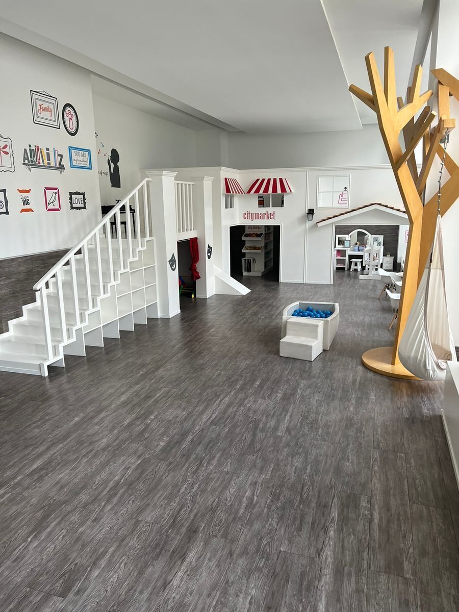 16 de 21: SALÓN DE NIÑOS 
