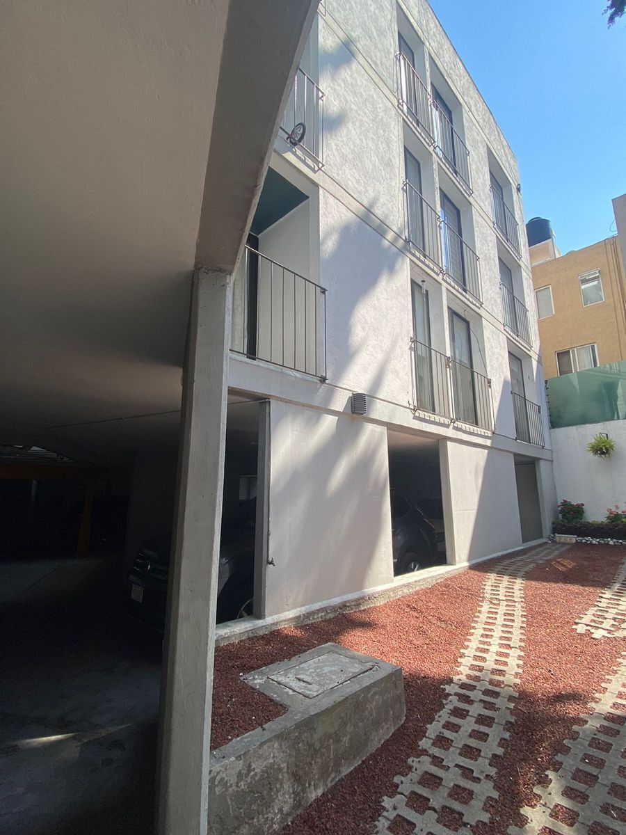 7 de 29: Area de estacionamientos