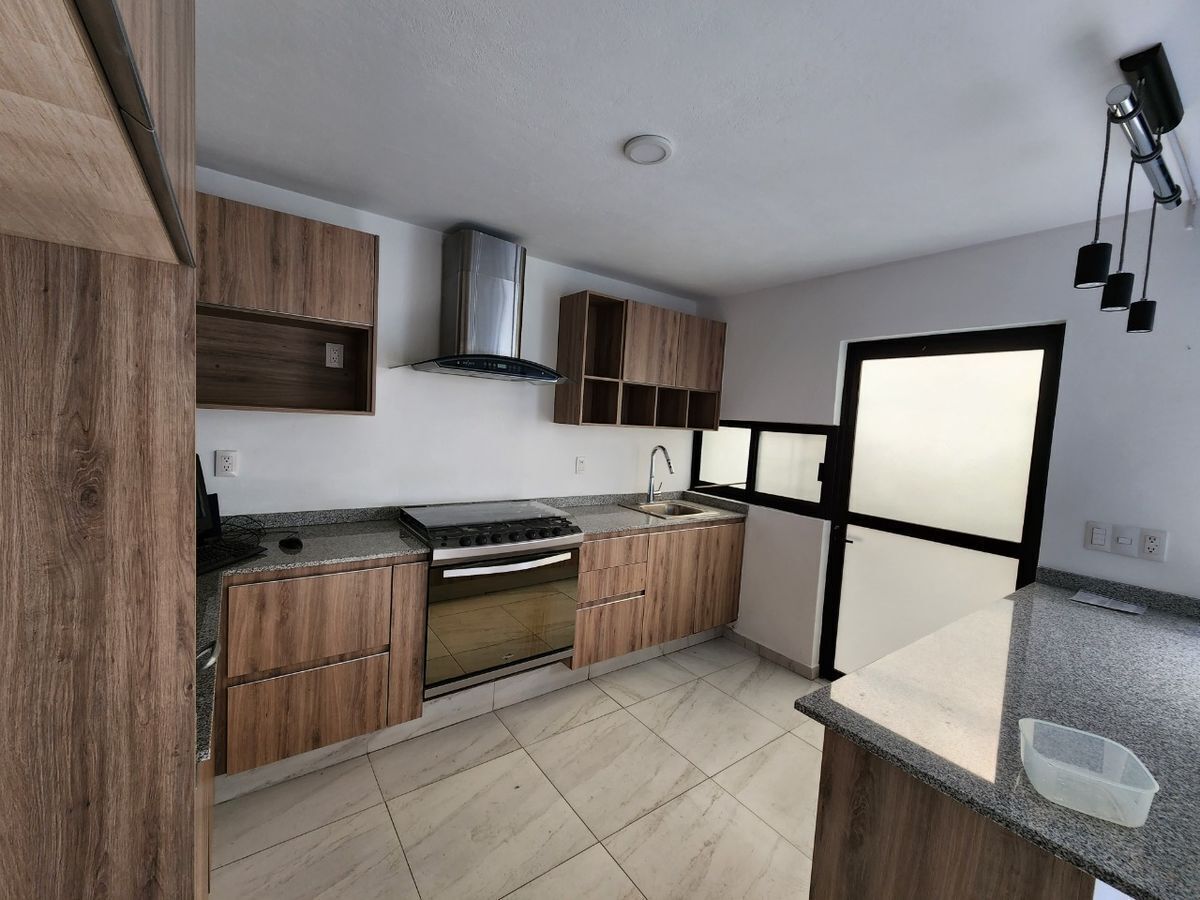 Casa en condominio en Fraccionamiento Real de Valdepeñas, Zapopan, foto 6 de 31