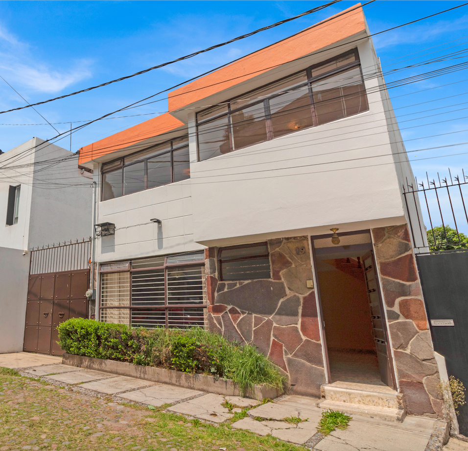 1 de 10: FACHADA 2DA CDA SAI