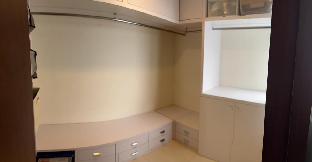 21 de 24: Cuarto de servicio
