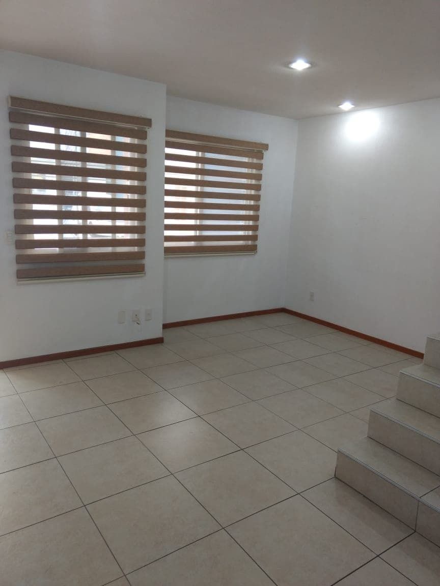 Casa en venta en Vista,A,La,Campiña, Mirador del tesoro, Tlaquepaque,  Jalisco - Casas y Terrenos