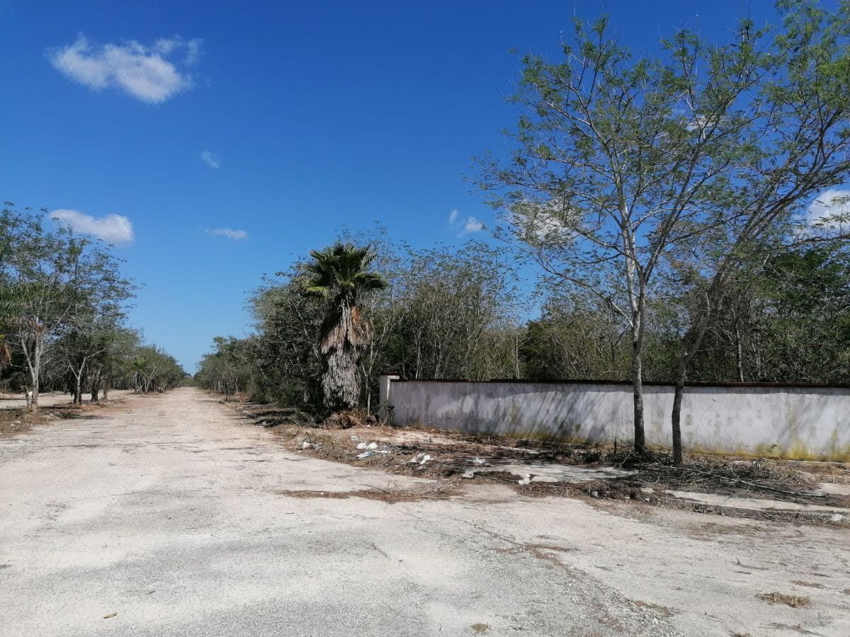 Terreno de 1,035 m2 en Komchen, Mérida