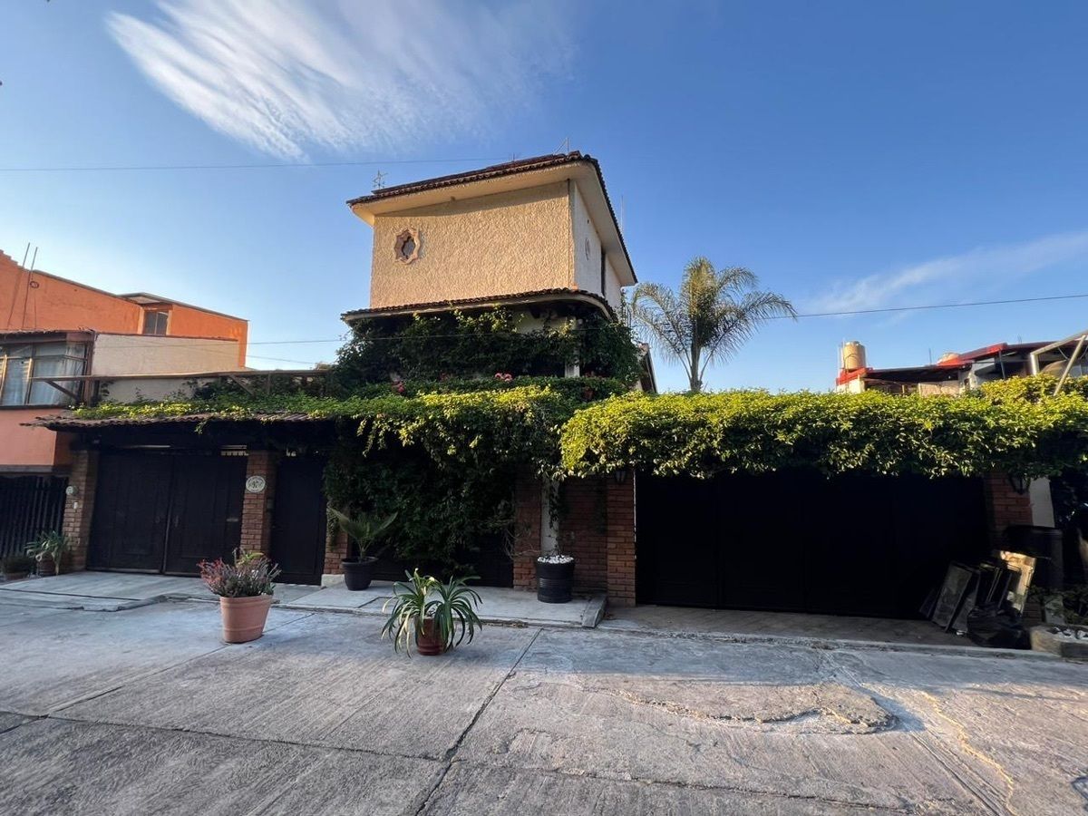 Casa en venta en Fracc La Floresta Ocolusen. Morelia