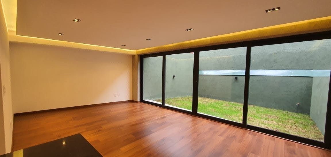Casa venta tipo townhouse contadero con jardín y rooftop privado, foto 1 de 8