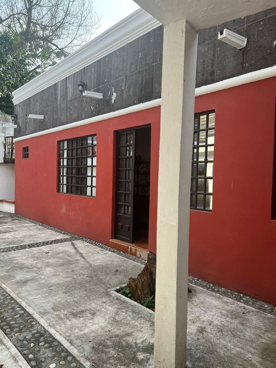 8 de 23