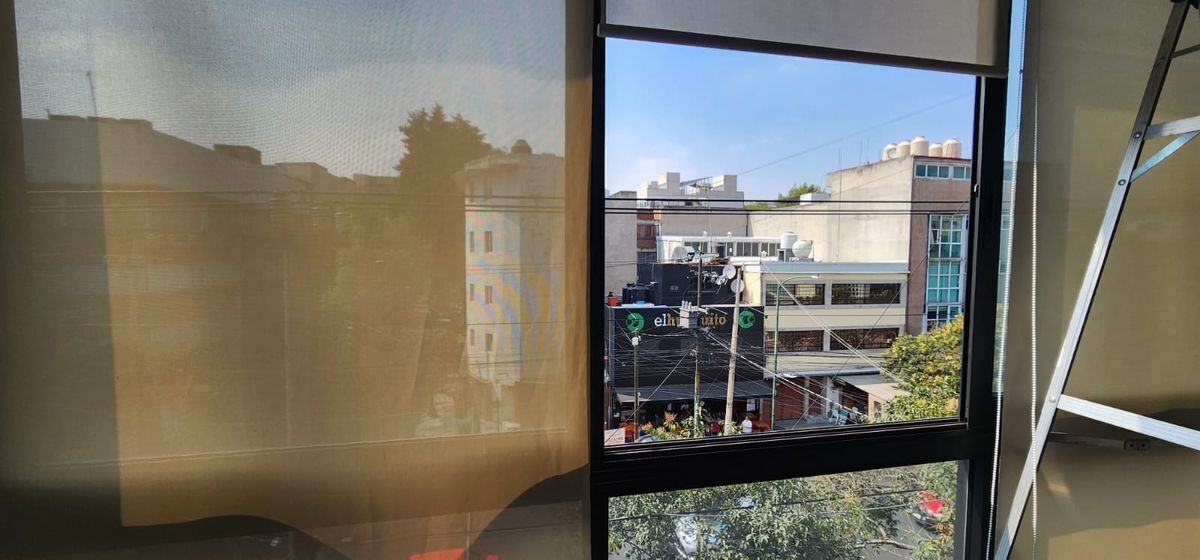 21 of 30: Vista exterior de sala comedor.