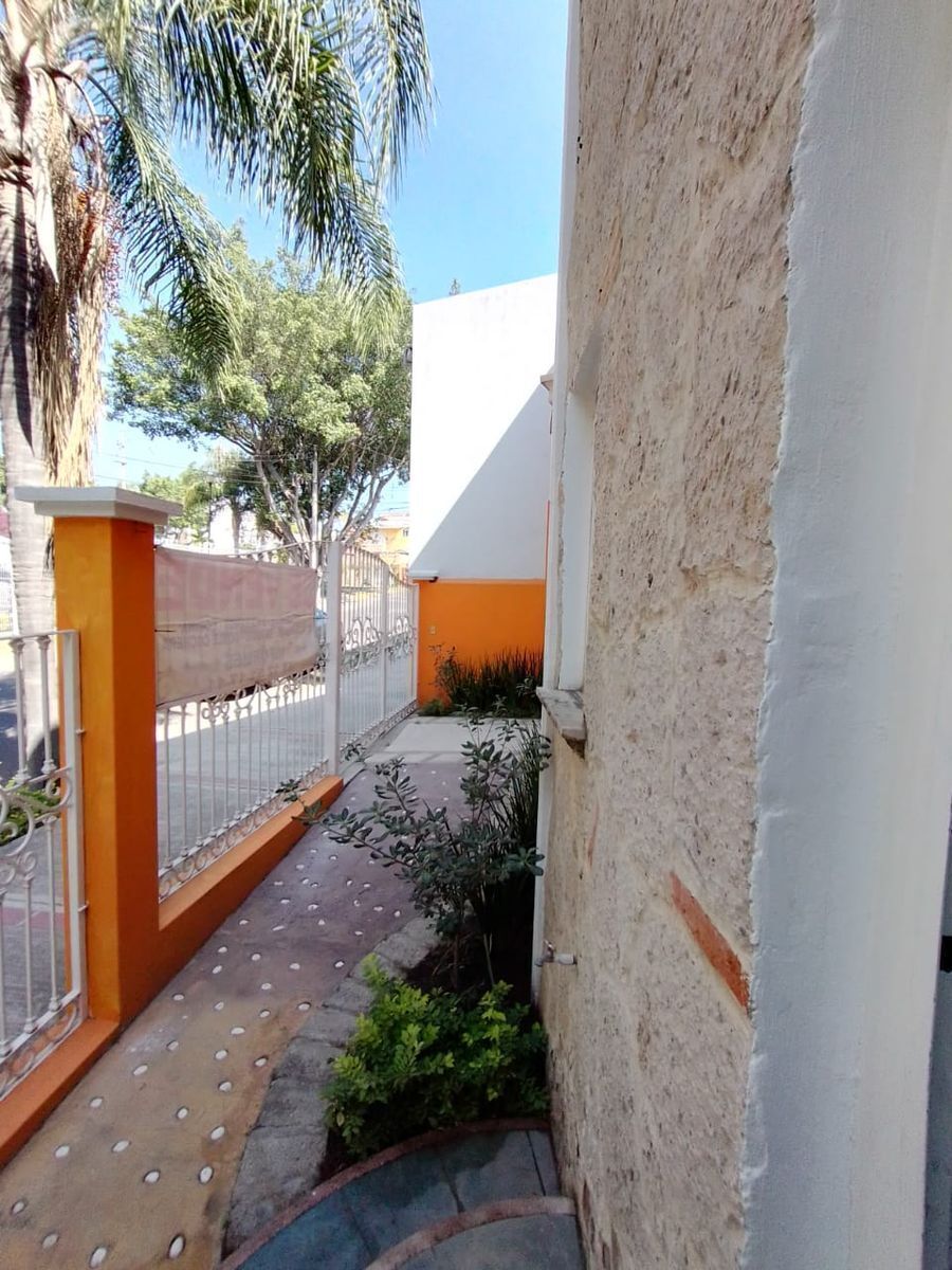 CASA EN VENTA MIRADOR DE SAN ISIDRO