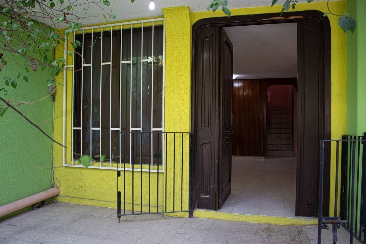 Casa en venta cerca de plaza Galerías