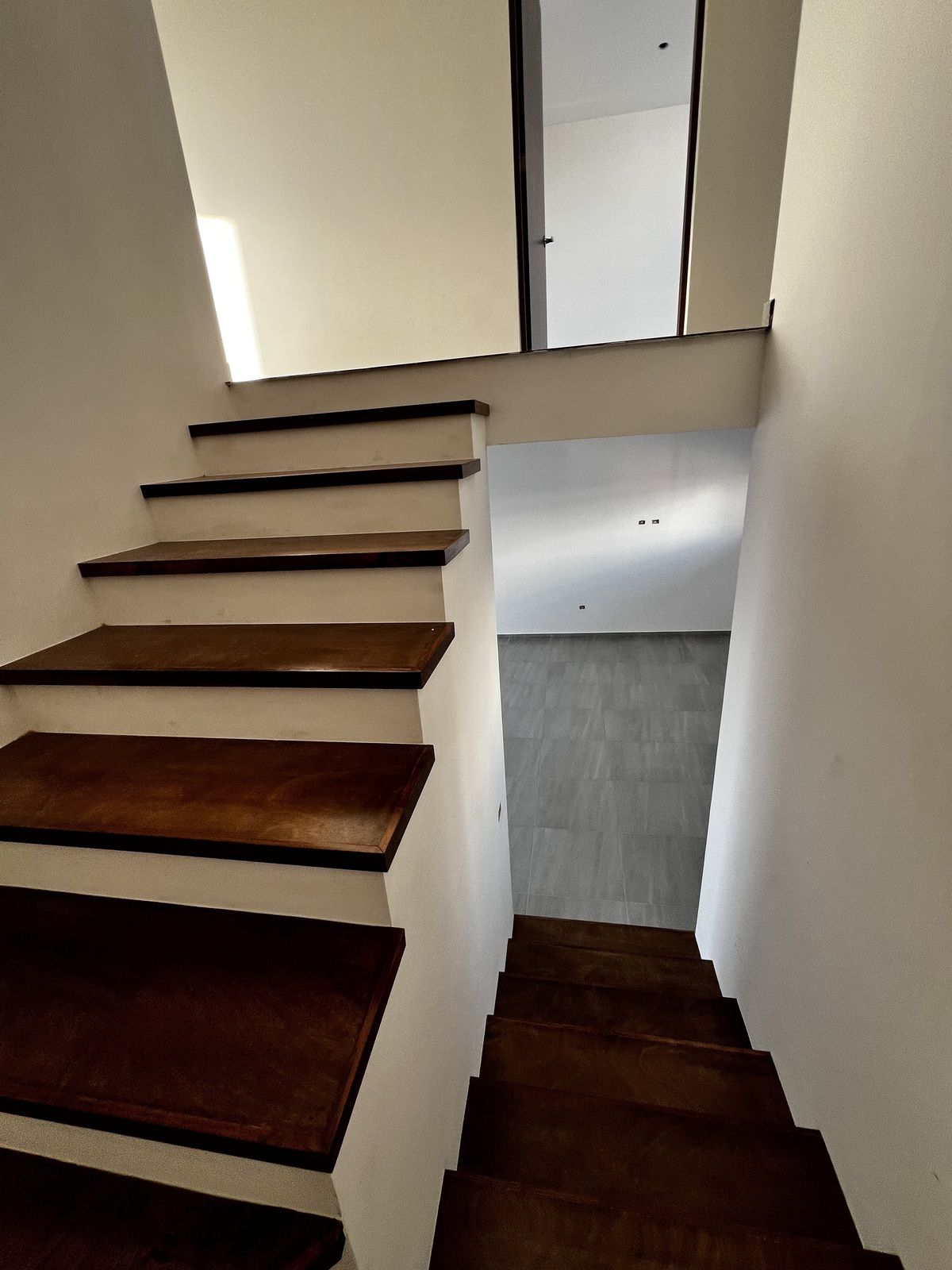 22 de 40: Escaleras de madera