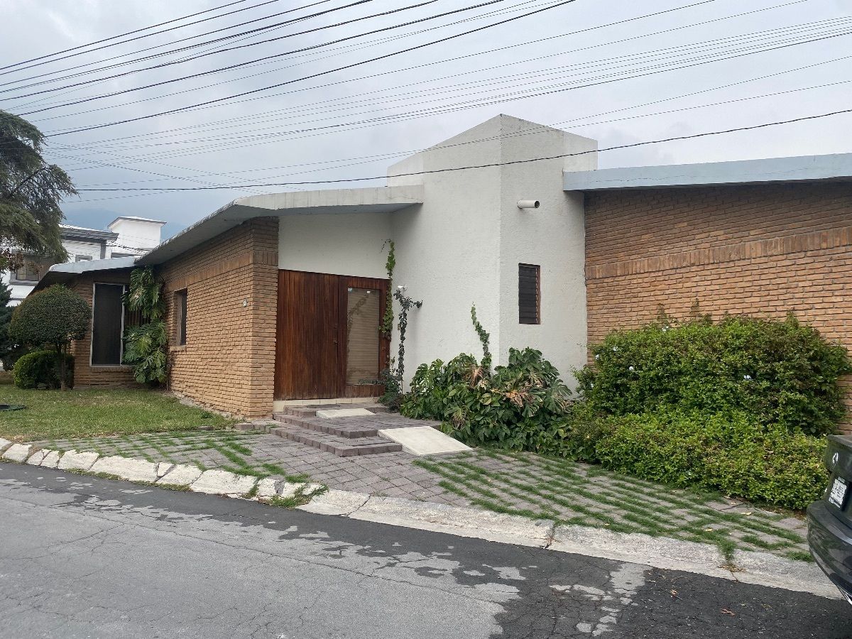 Casa en Venta en Residencial Chipinque Nuevo Leon