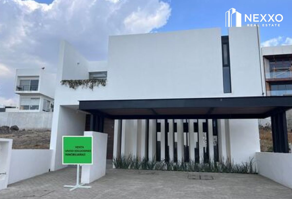 CASA EN VENTA EN LOMAS DE JURIQUILLA QUERÉTARO