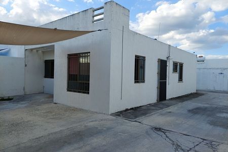 VENTA CASA EN ESQUINA CON TERRENO EXCEDENTE 1 PLANTA LAS AMÉRICAS MÉRIDA