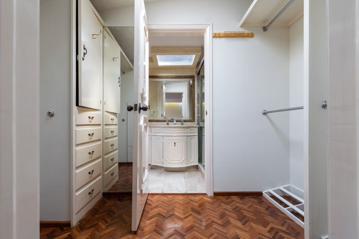 13 de 22: BAÑO Y CLOSET REC 2