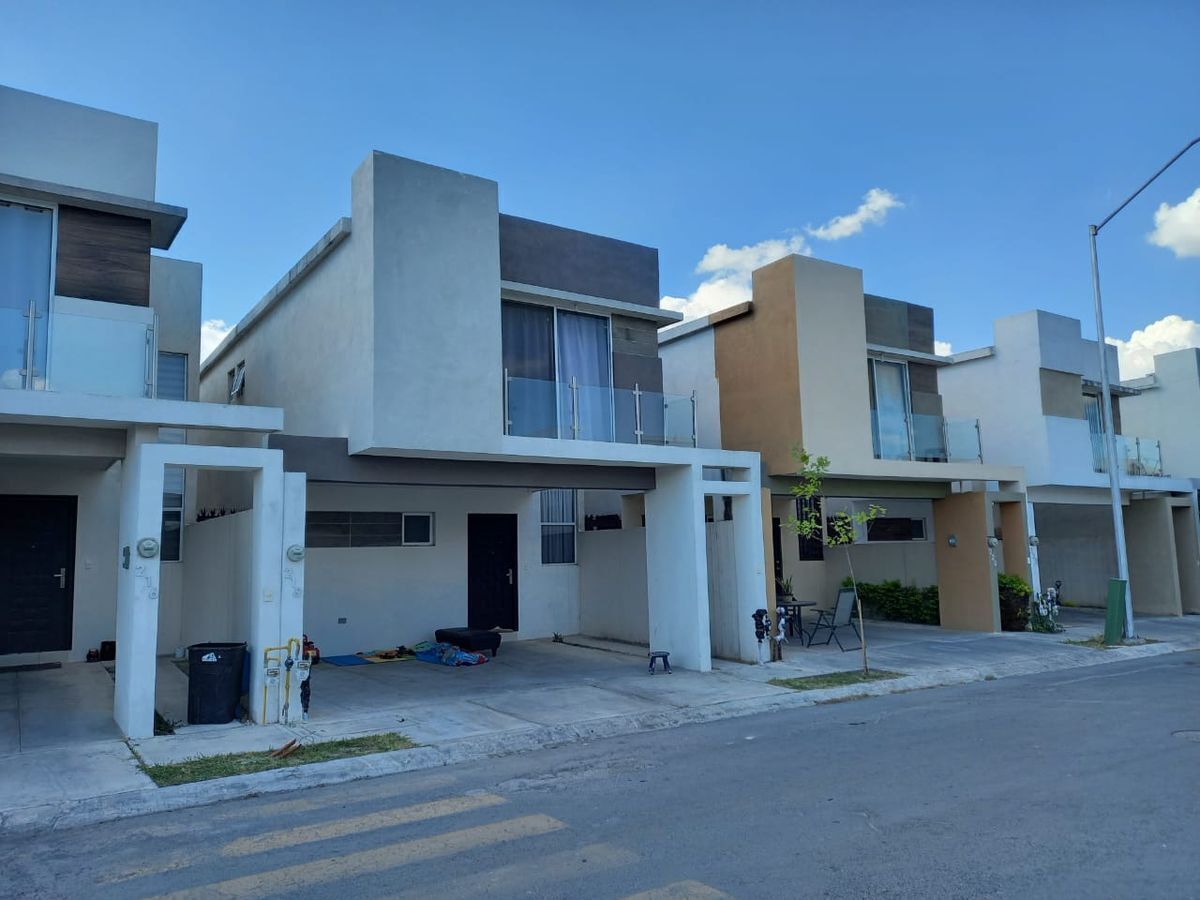 Casa en Renta en Privadas Borneo para empresas , Apodaca