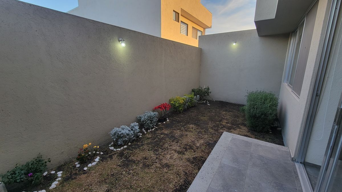 10 de 25: Área de jardín 