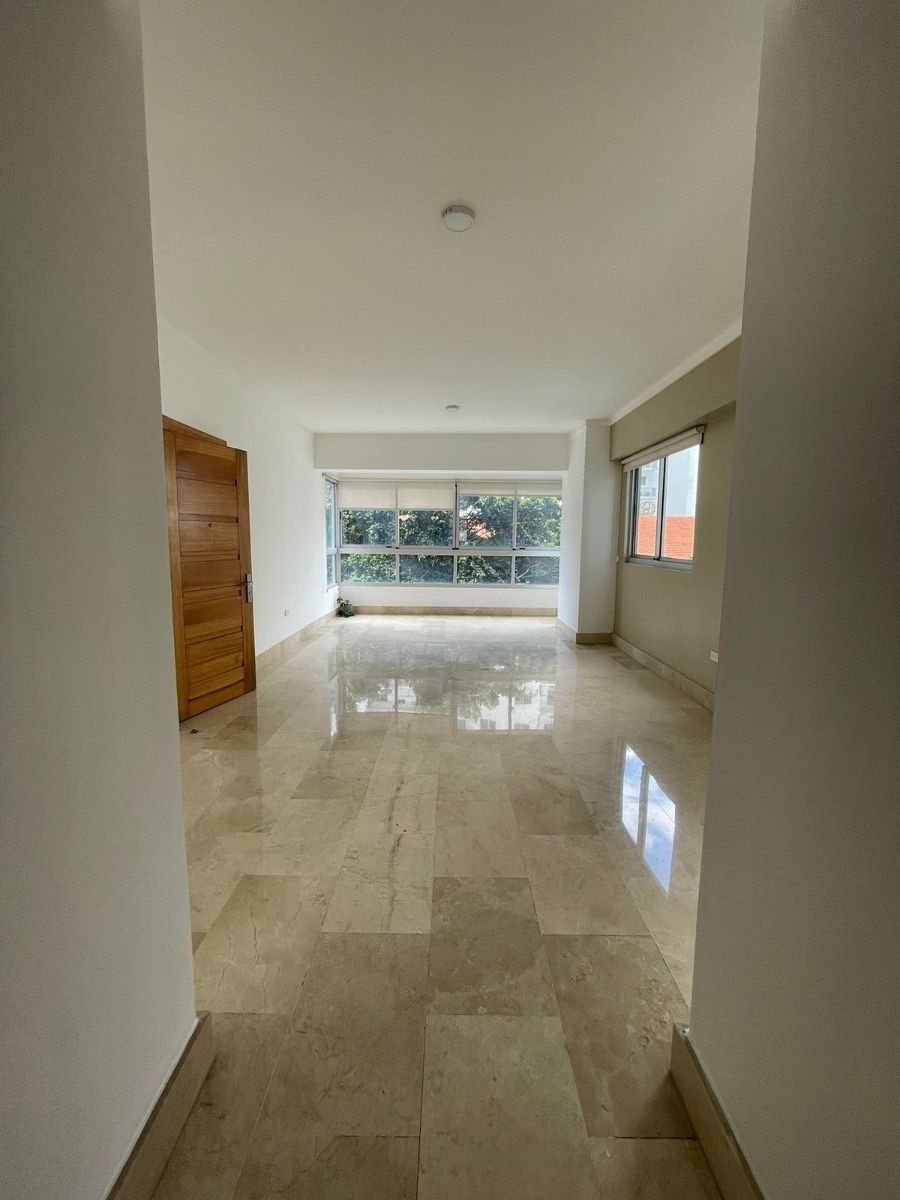 Alquiler en Piantini US$2,000 2 HAB+ ESTUDIO/Línea Blanca //  Piso 4, foto 1 de 12