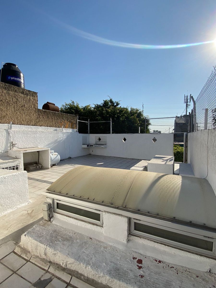 11 de 11: Terraza con asador  seguda planta