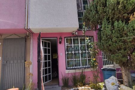 Casas en venta en Los Héroes Ecatepec Sección III | EasyBroker