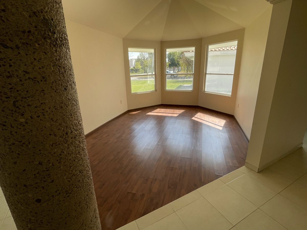 5 de 31: VISTA SALA
