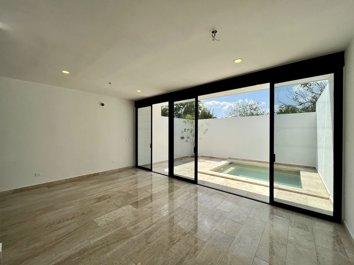 1 de 35: Sala / Comedor