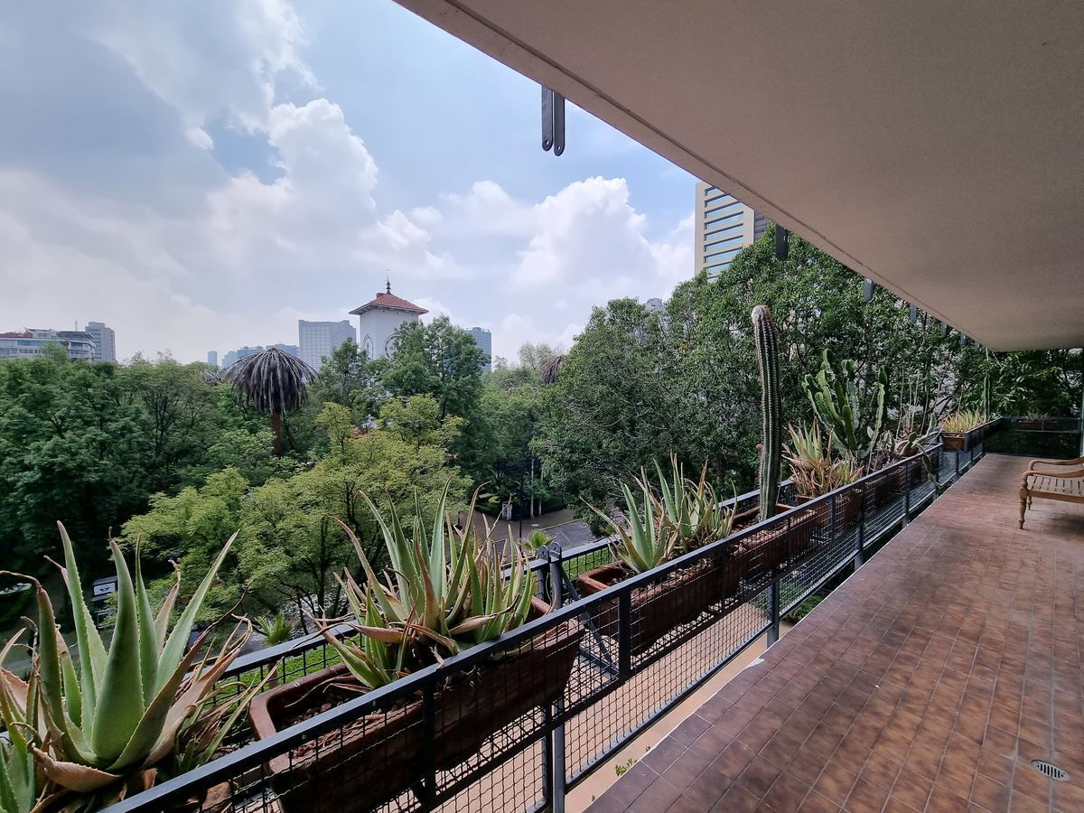 Balcón planta alta