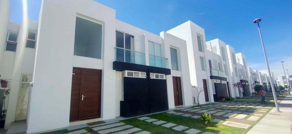 CASA À VENDA EM ZAKIA com 3 quartos NO ACESSO DE ZAKIA, foto 1 de 24