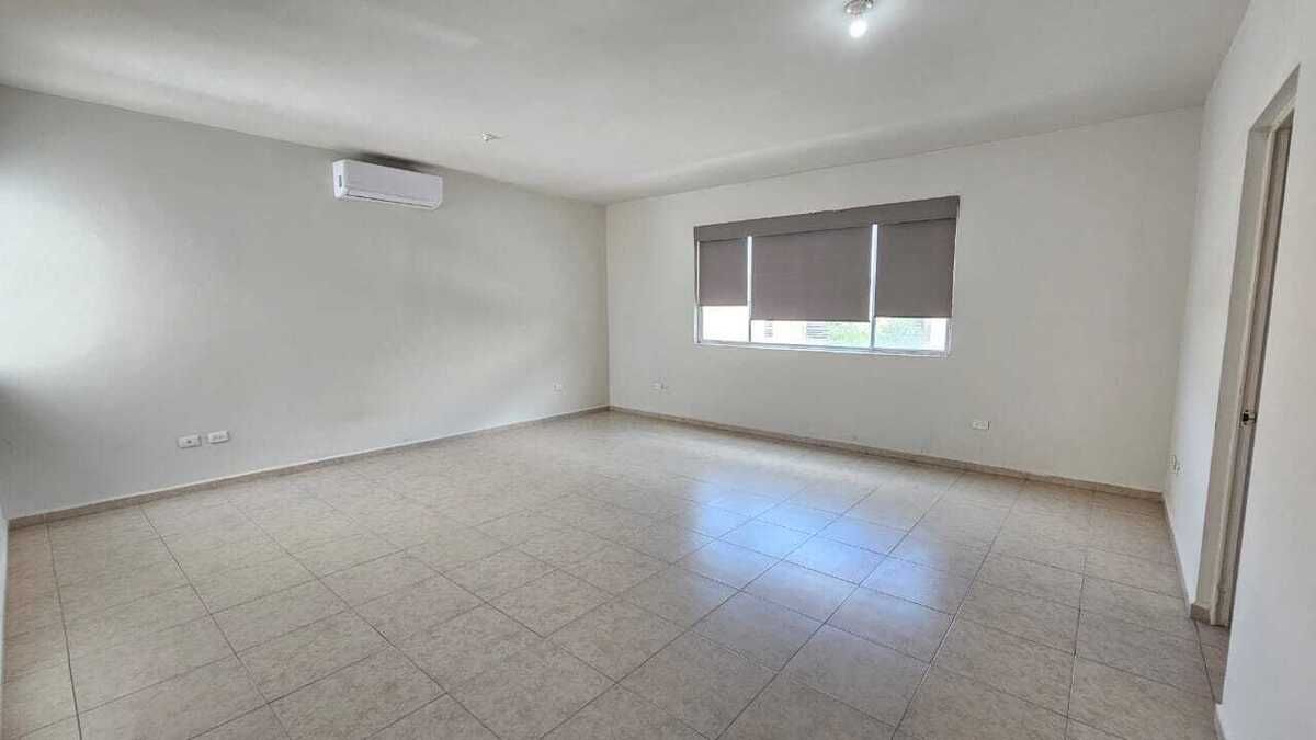 18 de 39: REC PRINCIPAL CON CLIMA, WALKING CLOSET, BAÑO Y PERSIANAS