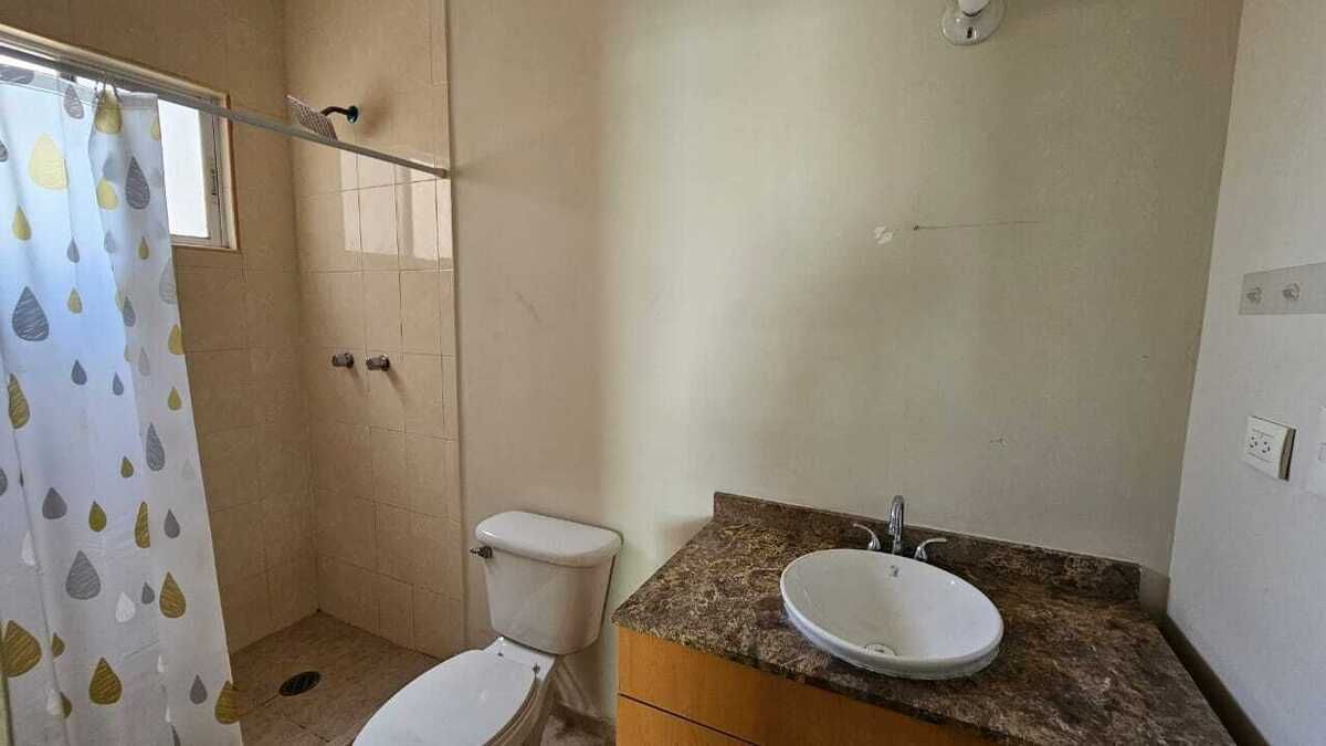30 de 39: BAÑO COMPLETO #3