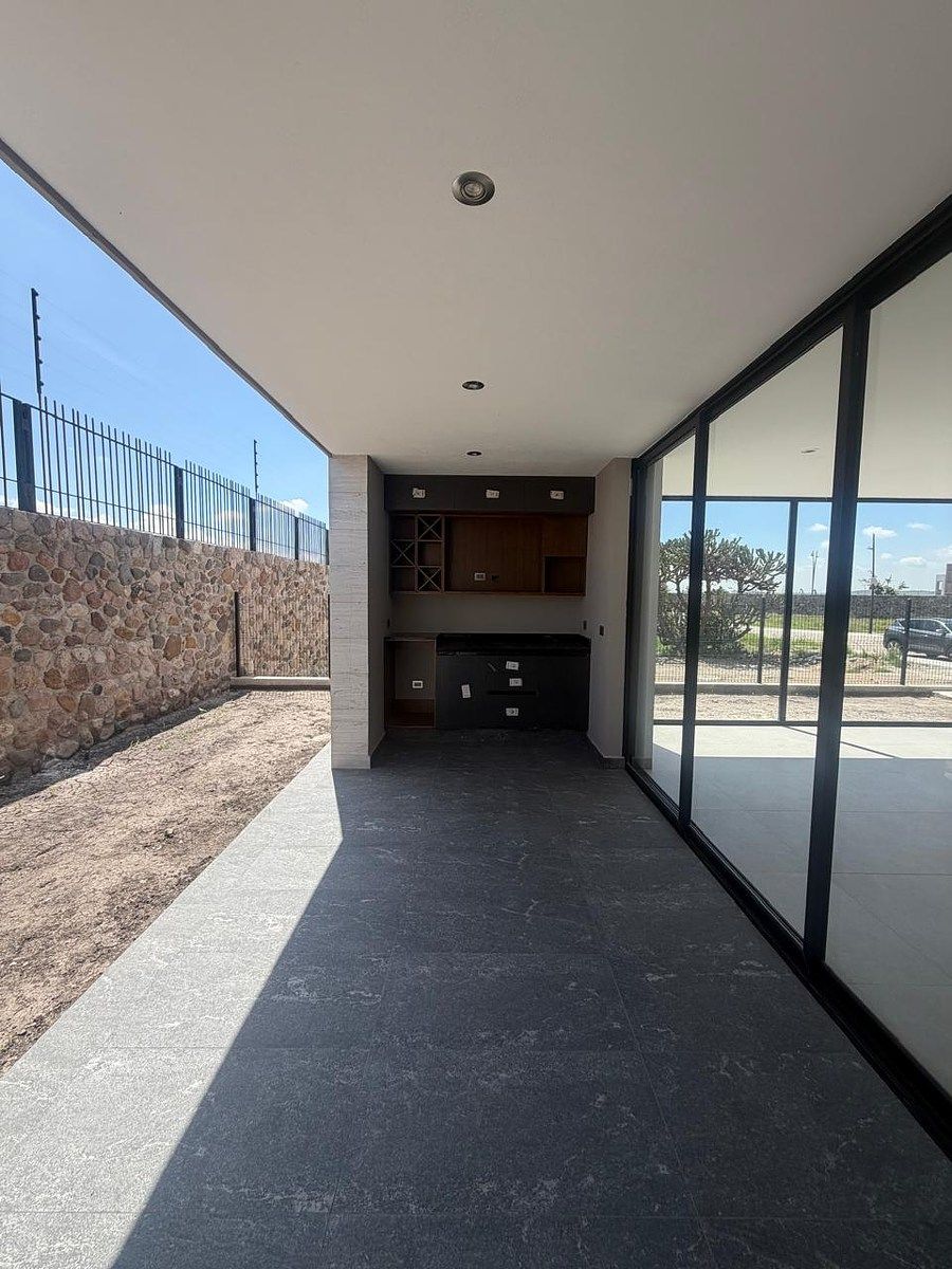 Casa em condomínio fechado em Lomas del Campanario Norte, Querétaro, foto 10 de 29