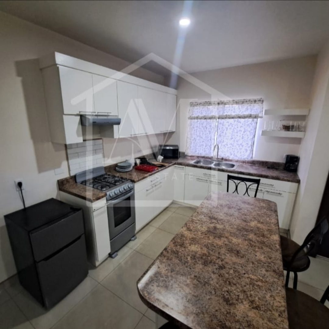4 de 8: Cocina Integral equipada