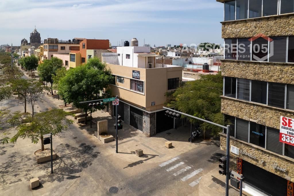 3 de 15