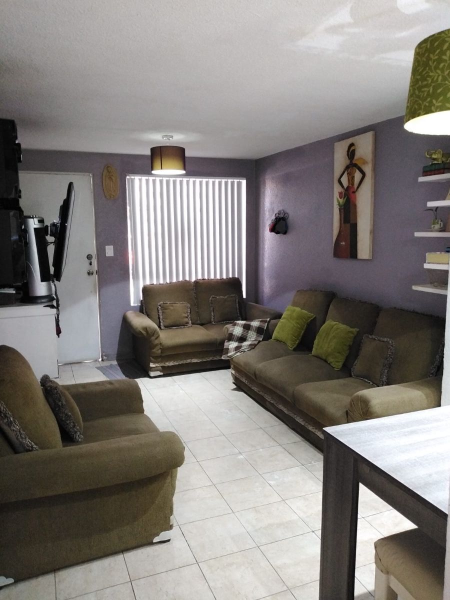 Casa en Heroes Coacalco Estado de Mexico, foto 1 de 13