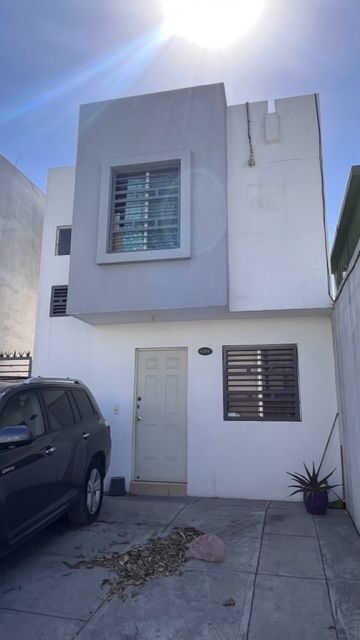 Casa en Venta en  Estaciones , Mty (Recuperación Ba