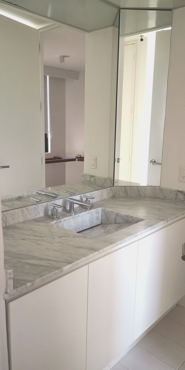 13 de 28: Baño que comparten las dos recamaras