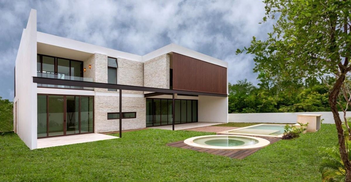 House in Gated Community in Yucatán Country Club, Mérida, photo 2 of 24