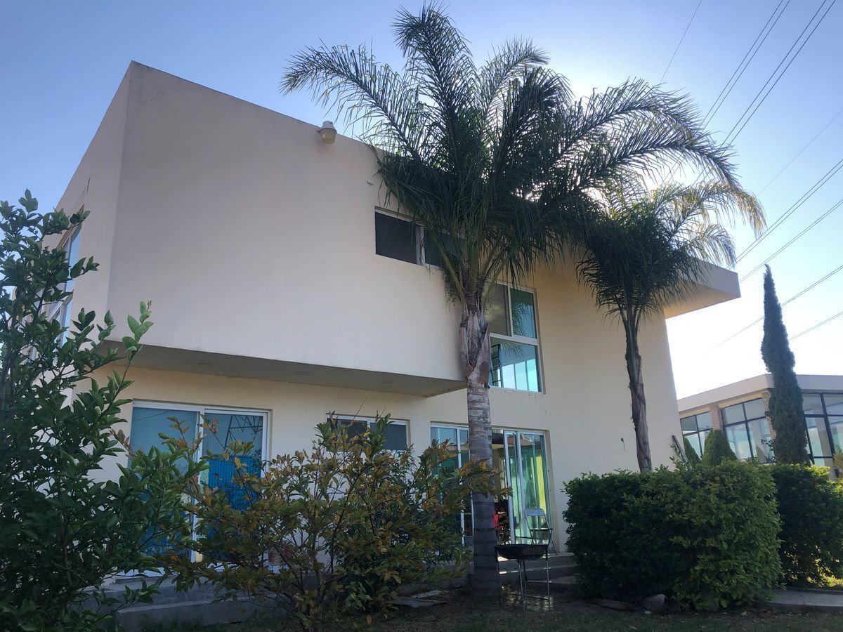 CASA EN VENTA EN CARRETERA HACIA CLUB DEPORTIVO UDG, EL ARENAL, JALISCO. |  EasyBroker