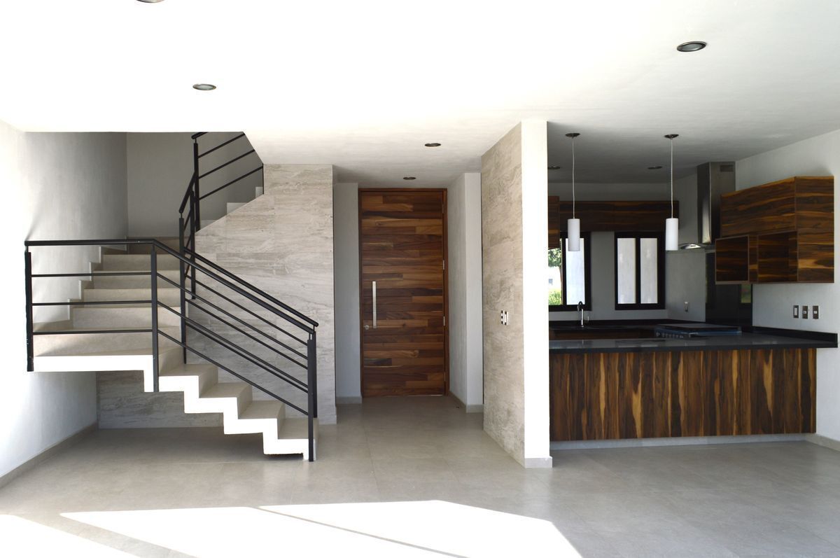 4 de 30: SALA COMEDOR