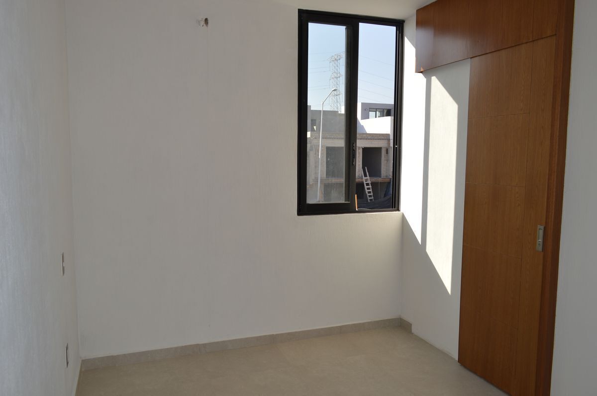 19 de 30: RECAMARA 2