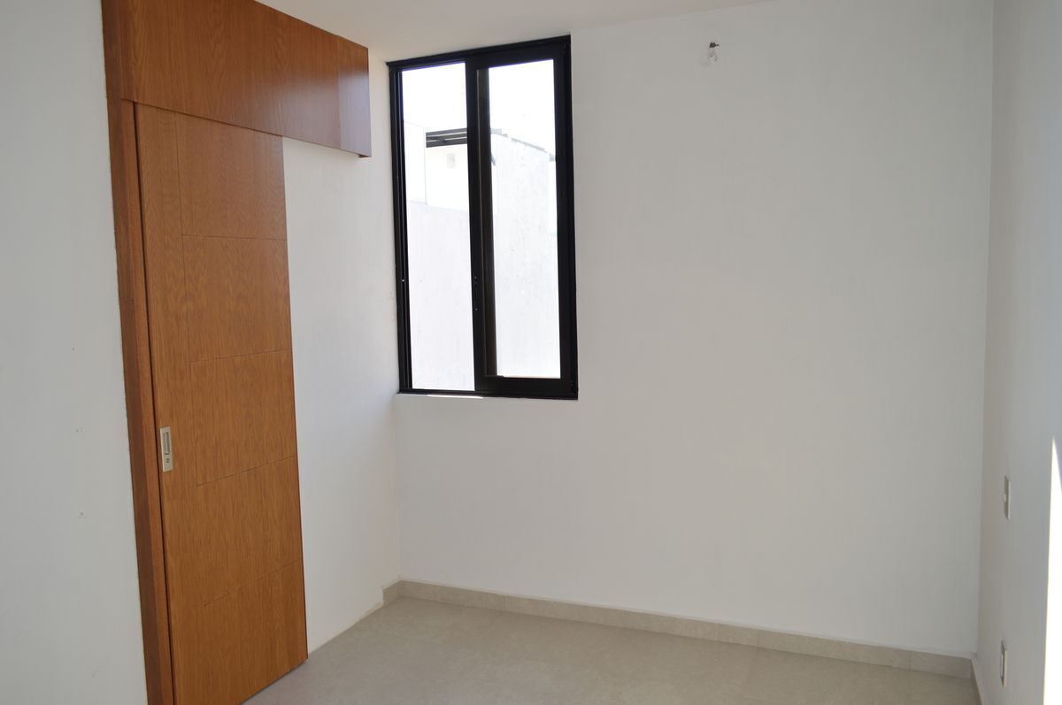 24 de 30: RECAMARA 3