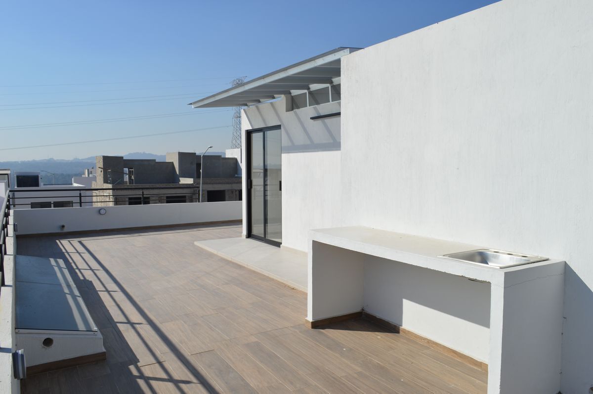 28 de 30: ROOF GARDEN