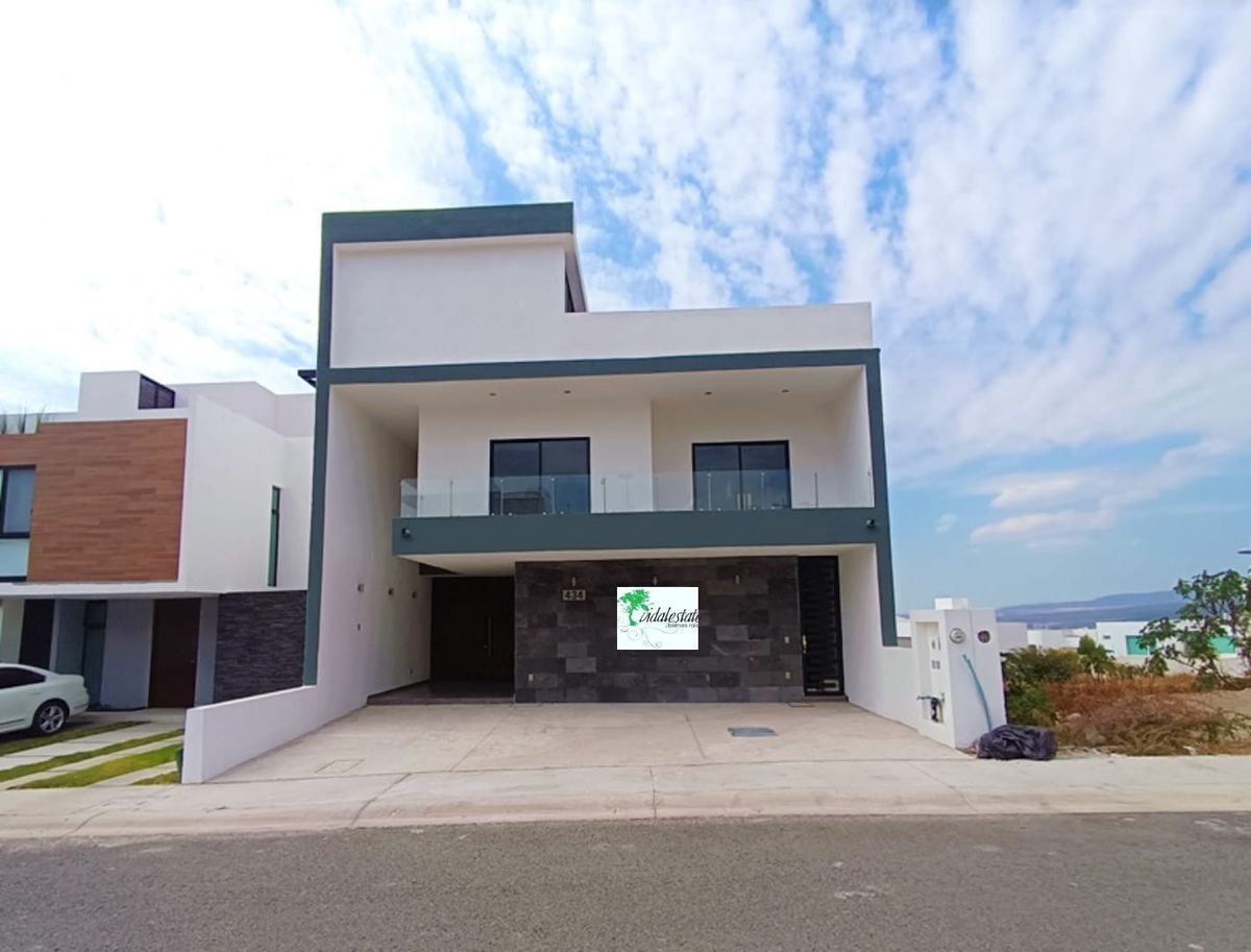 RESIDENCIA EN VENTA EN LOMAS DE JURIQUILLA, QUERETARO