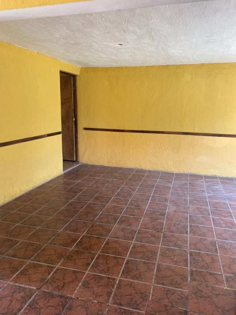 Casa en Las Pintitas, El Salto, Jalisco, Enorme Casa con Buena Ubicación