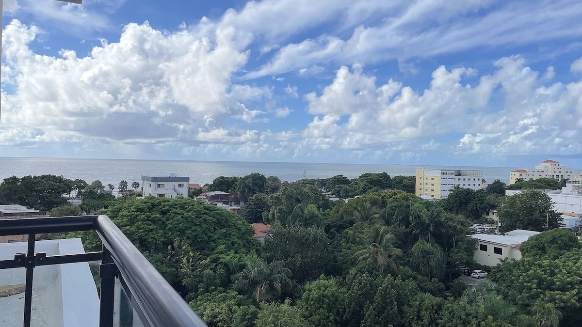 1 de 23: vista al mar desde el balcon