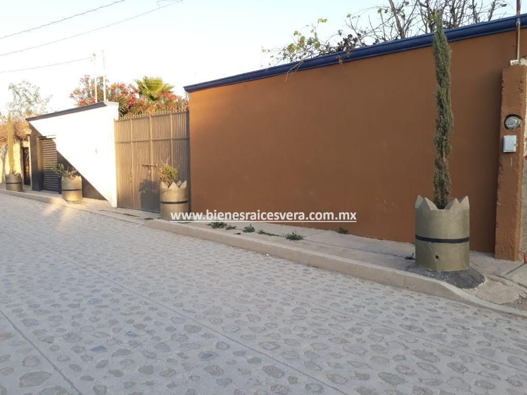 Terreno con Construccion en Venta en Pedro Escobedo en Sauz el Alto Jesus